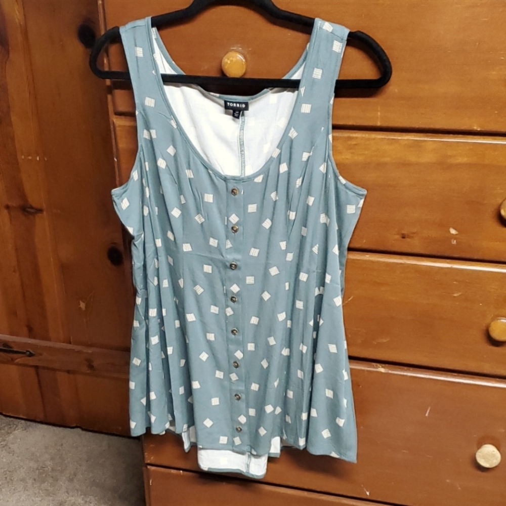 NWOT Torrid tie back geometric print tank sz 00/10